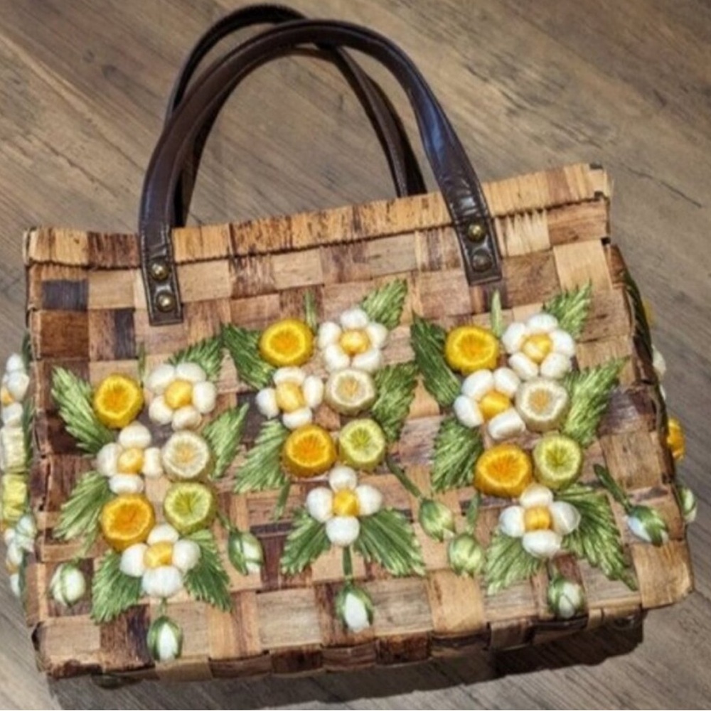 🌼 Vintage Floral Woven Rattan 3D Embroidered floral flower Bag by Patricia